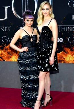 Maisie Williams And Sophie Turner
