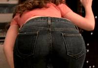 Michelle Tractenberg black jeans ass shot Eurotrip movie gif